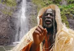 Â« Mutamba, tu nous rappelles Lumumba Â» : Tiken Jah Fakoly expose les destins parallèles de deux hommes de conviction