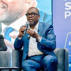 FECOFA : Véron Mosengo-Omba dévoile un programme de refondation du football congolais
