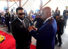 RDC :Félix Tshisekedi élève Fally Ipupa au rang de Chevalier de l’Ordre du Léopard
